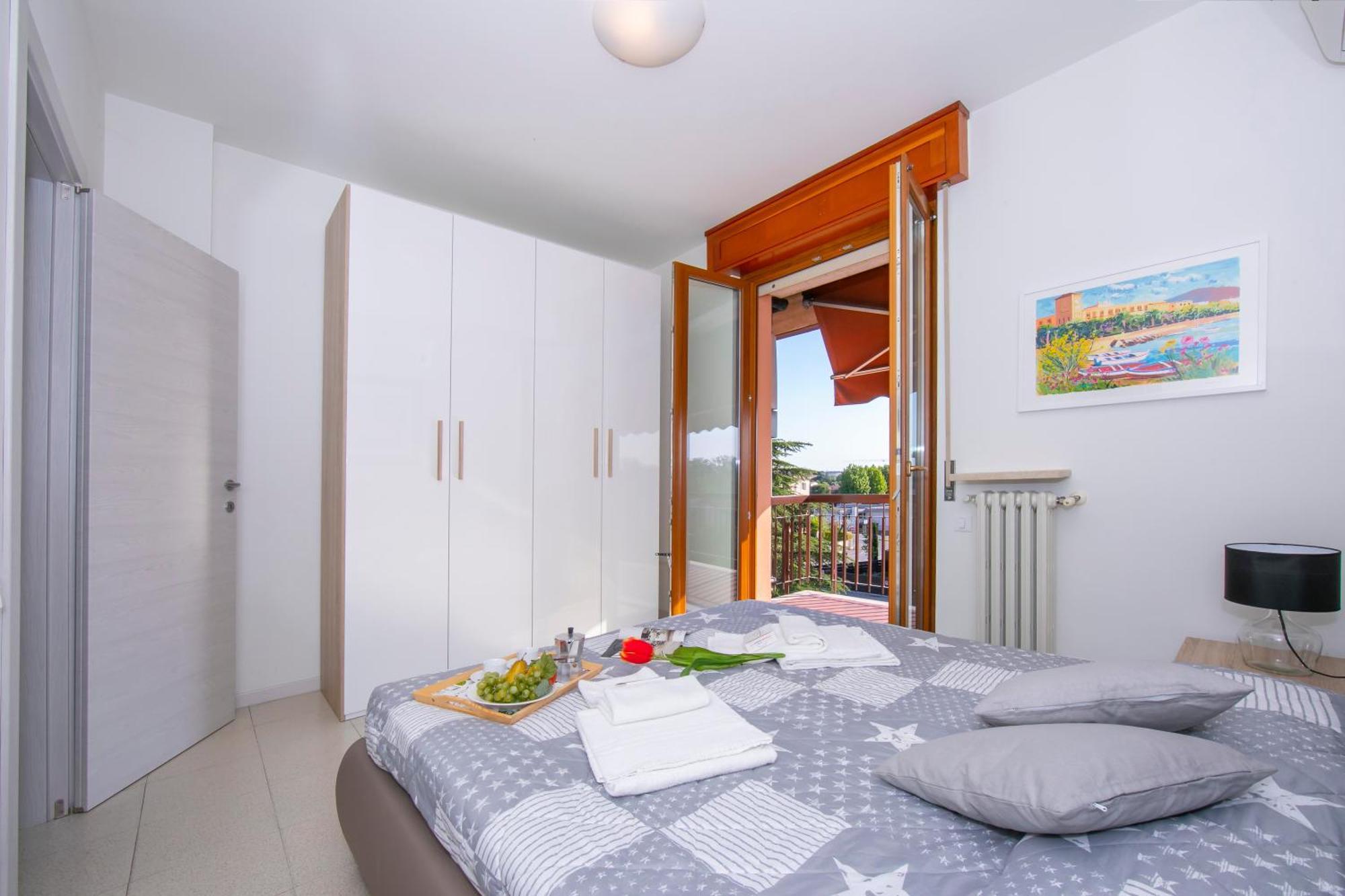 Casa Dei Quadri - Happy Rentals 佩斯基耶拉德加达 外观 照片